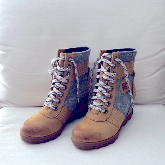 Sorel Lexie Wedge Boots - Picture 2 of 7